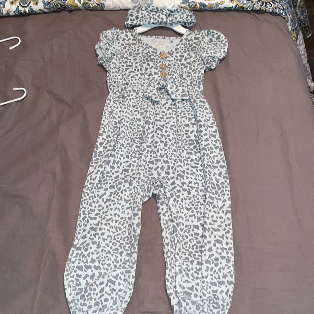 Jessica Simpson Baby Romper and Headband
